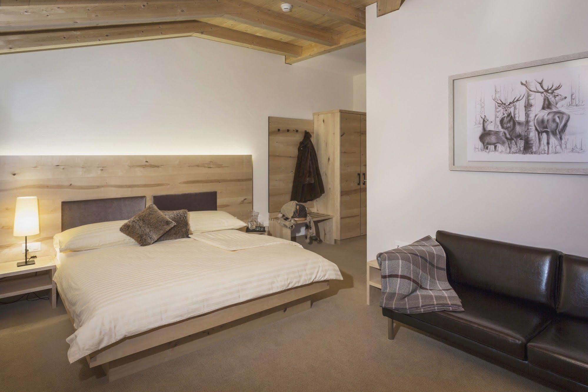 Hotel Cervo Sils Maria Buitenkant foto